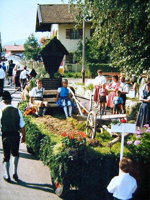 015 Festwagen Bv Surberg